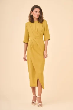 VESTIDO RUBBENMOSTAZA